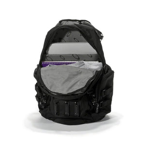 Oakley Bathroom Sink Backpack